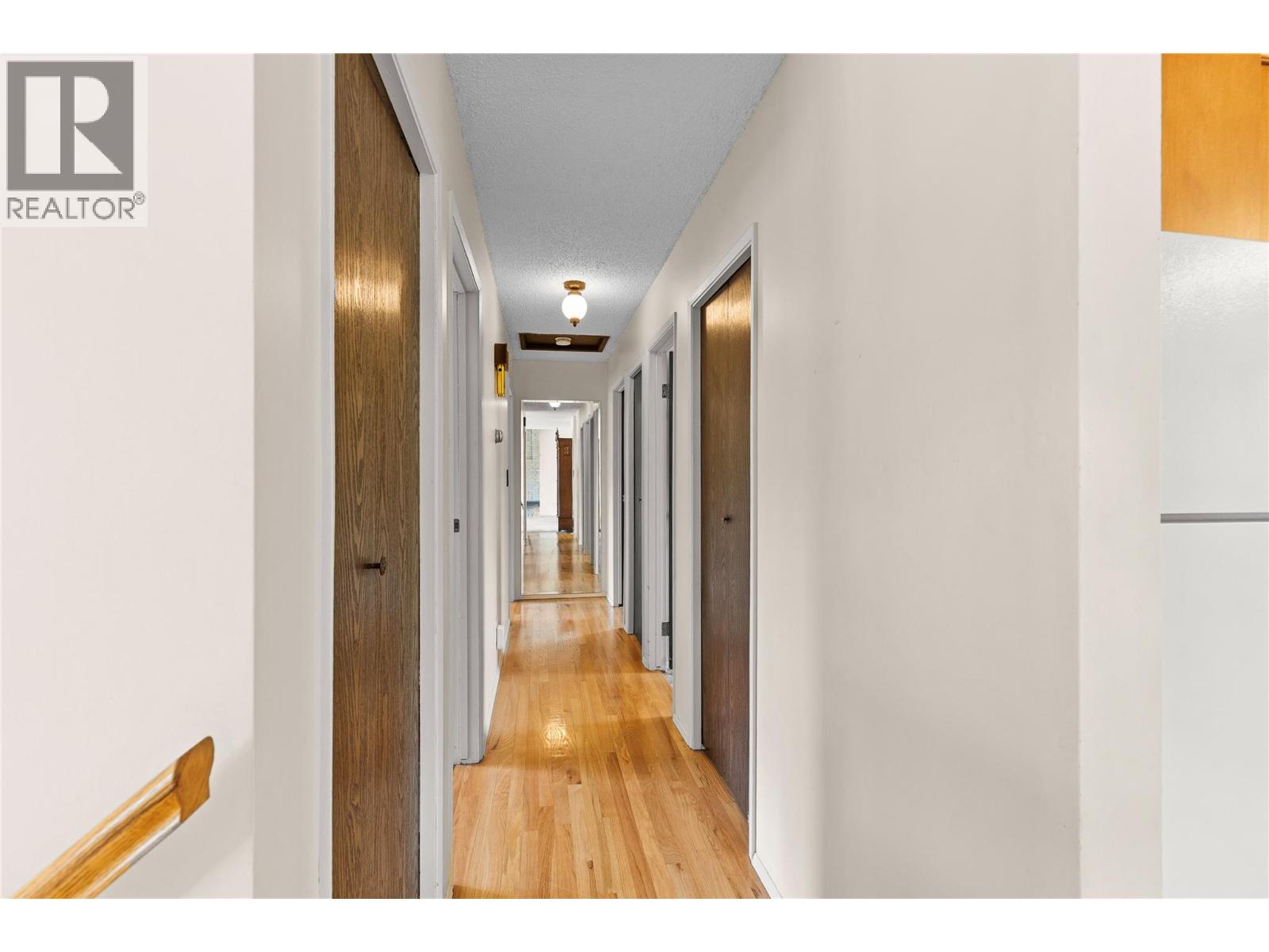 3921 14 Street - 23