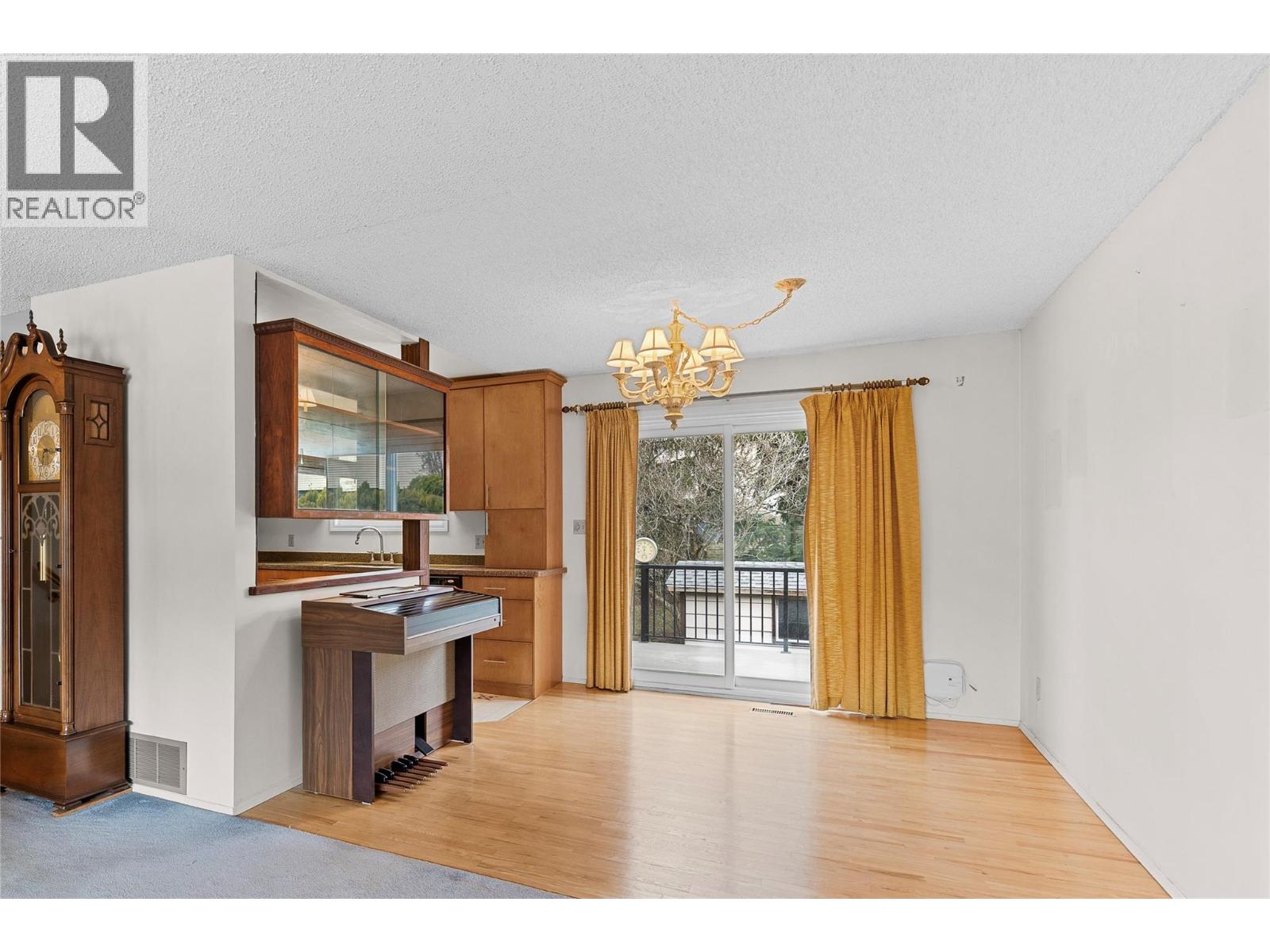 3921 14 Street, Vernon