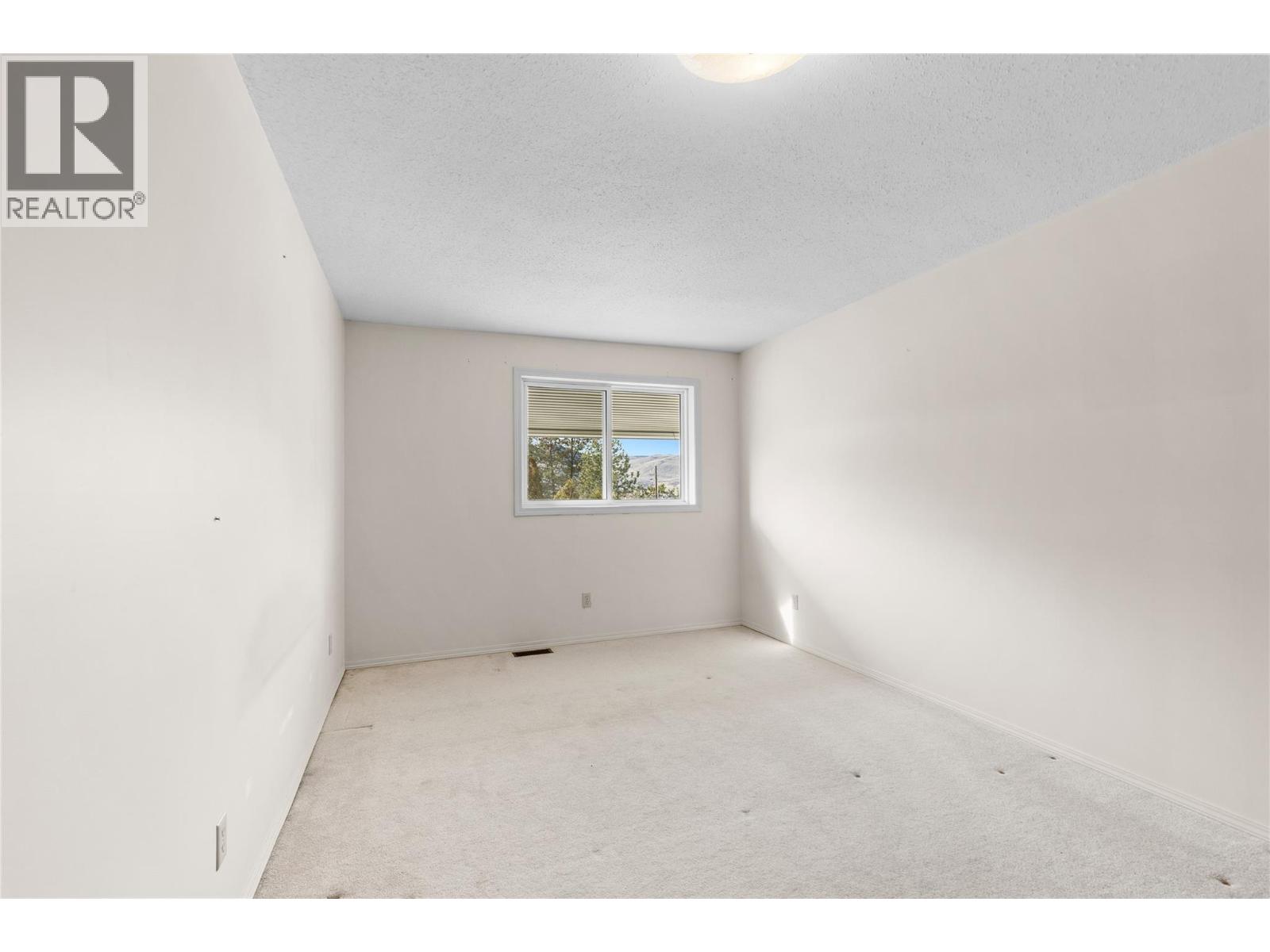 3921 14 Street, Vernon