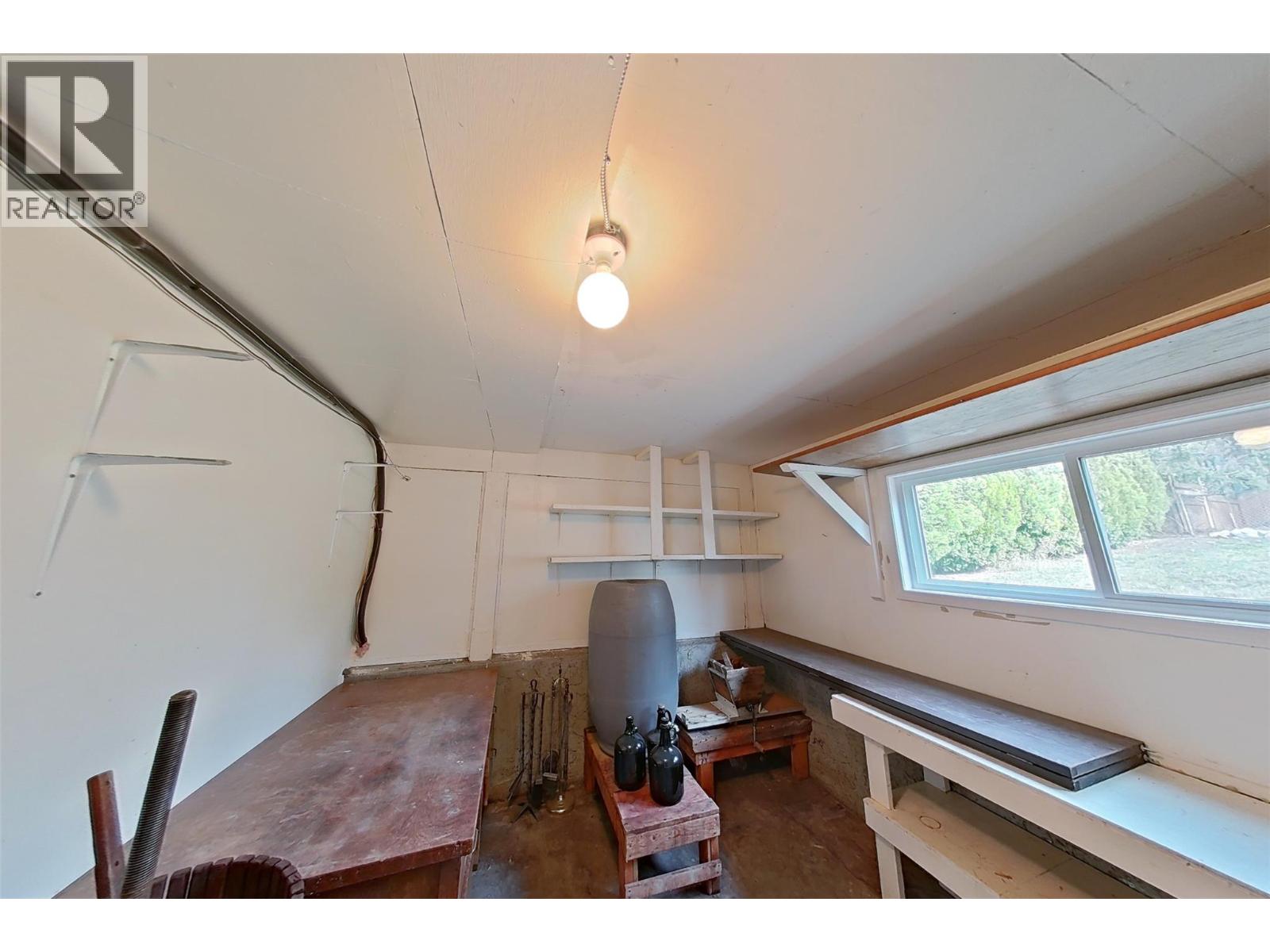 3921 14 Street - 70