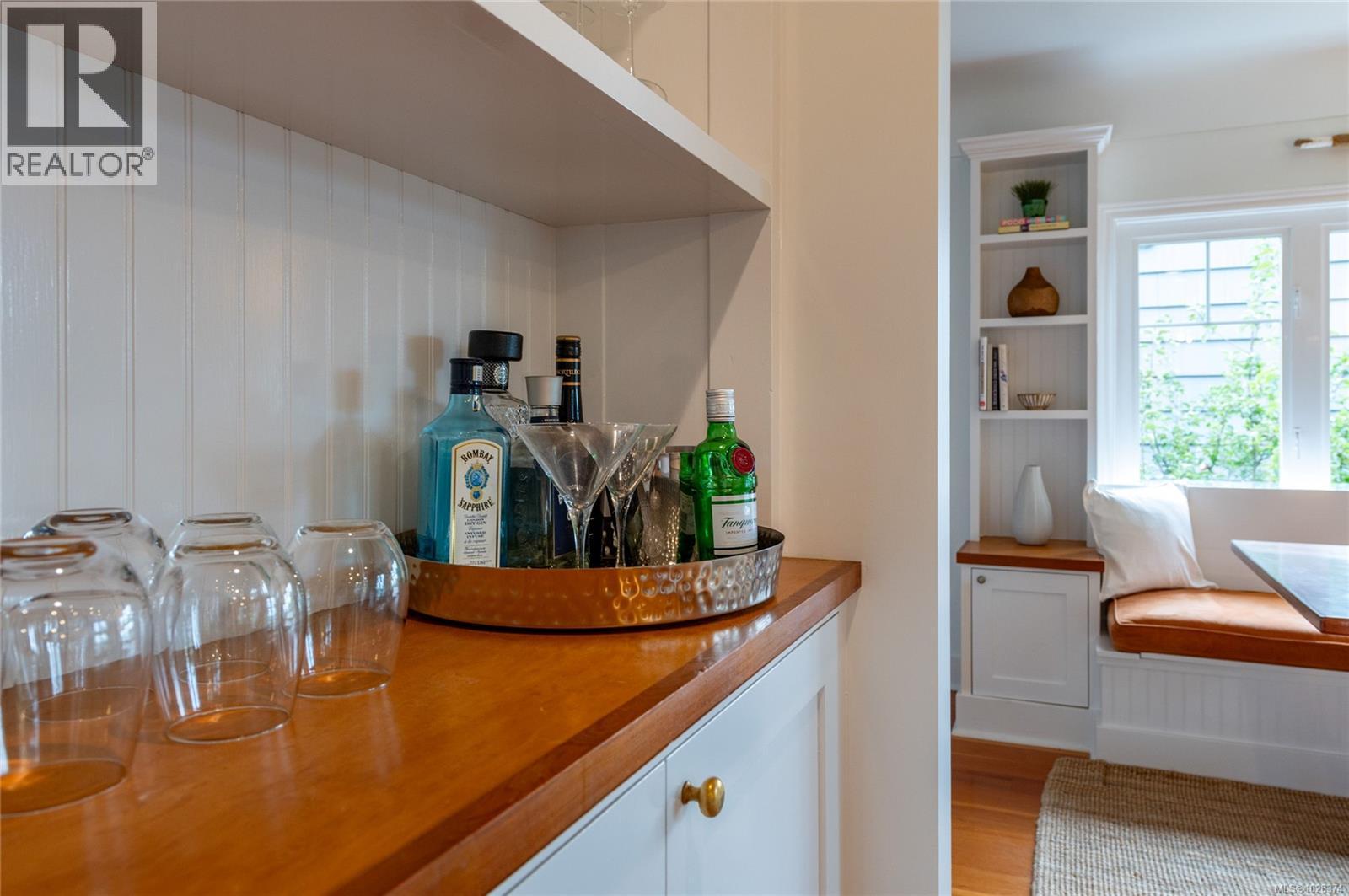 2709 Burdick Ave, Oak Bay