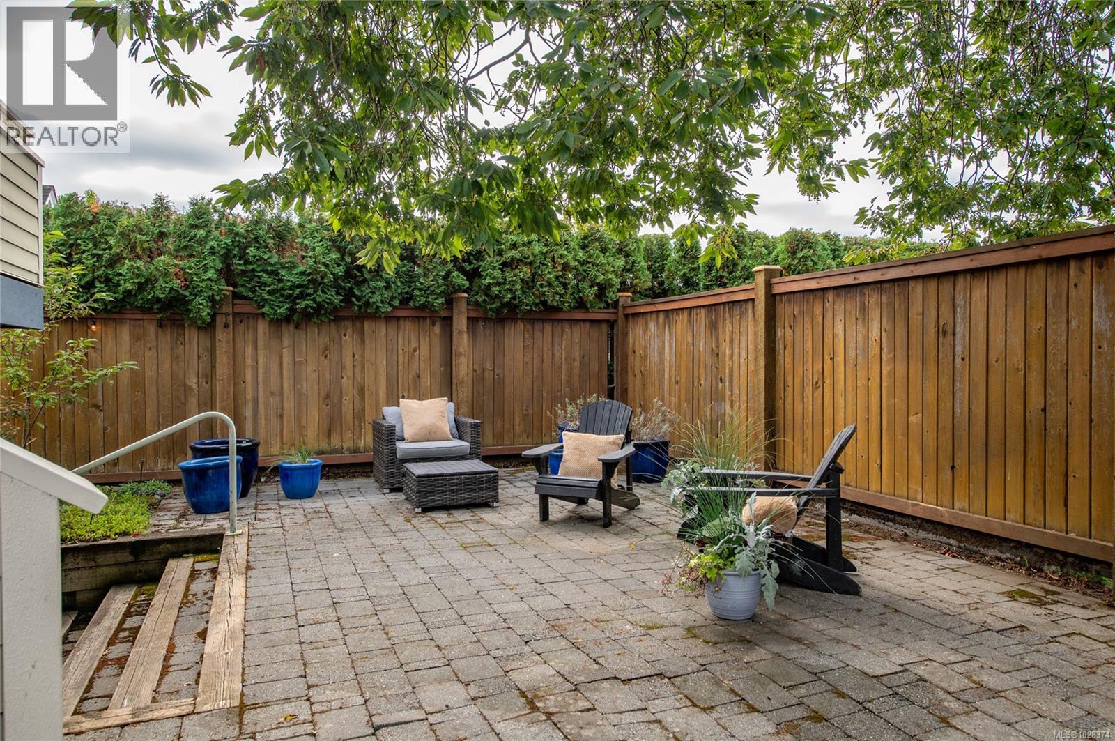 2709 Burdick Ave, Oak Bay