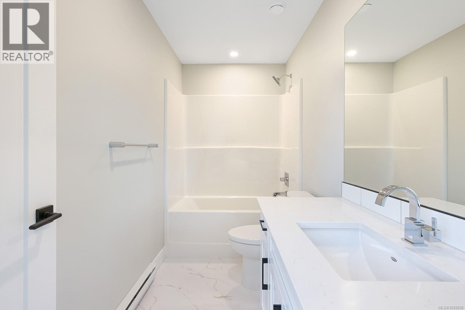 3 6225 Lugrin Rd, Port Alberni