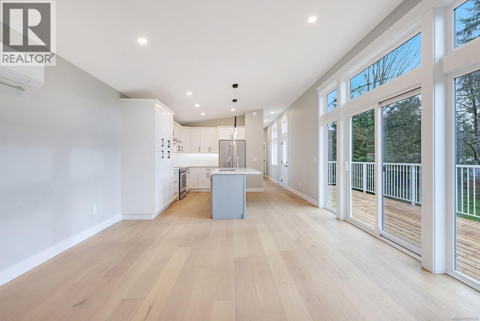 3 6225 Lugrin Rd, Port Alberni