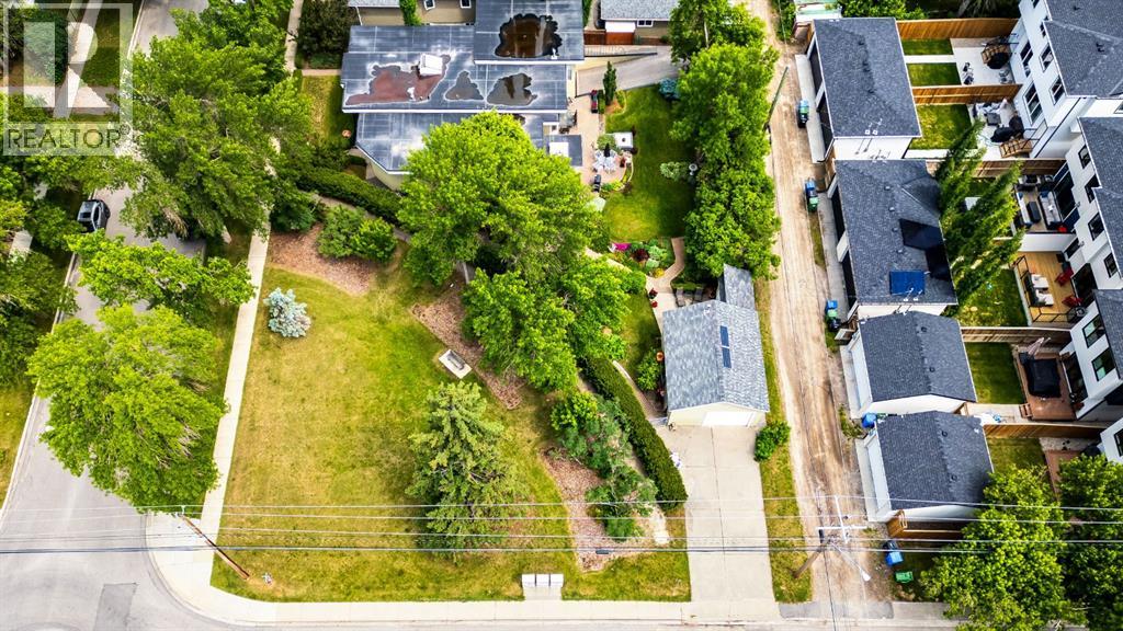 Single Family House Bungalow for Sale in   Avenue NE Renfrew Calgary 