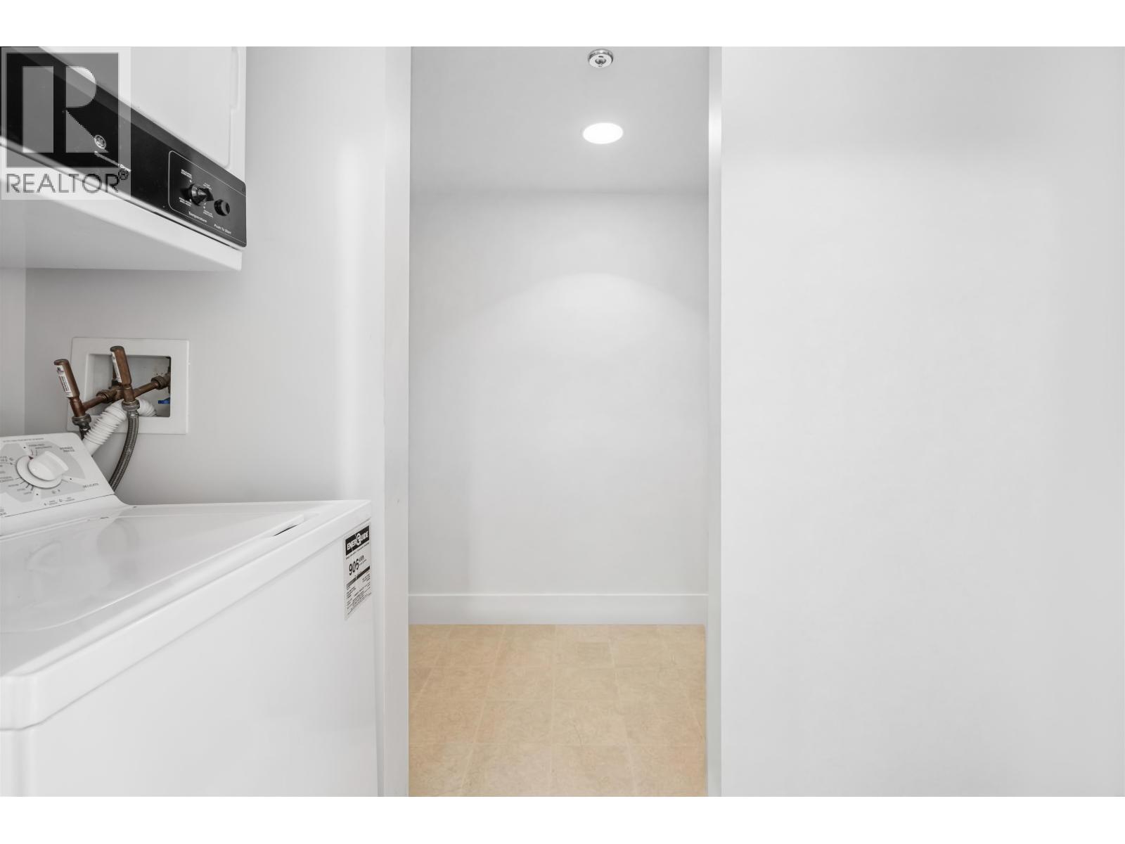 307 19131 FORD ROAD, Pitt Meadows