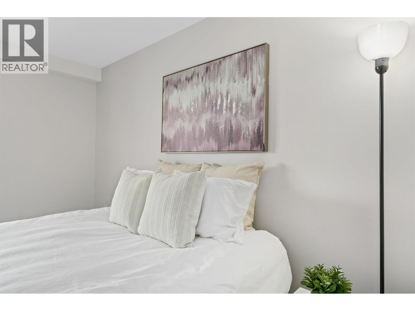 307 19131 FORD ROAD, Pitt Meadows