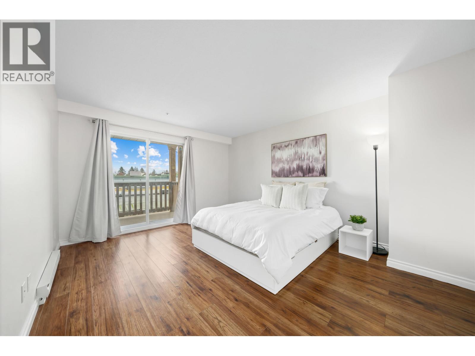 307 19131 FORD ROAD, Pitt Meadows