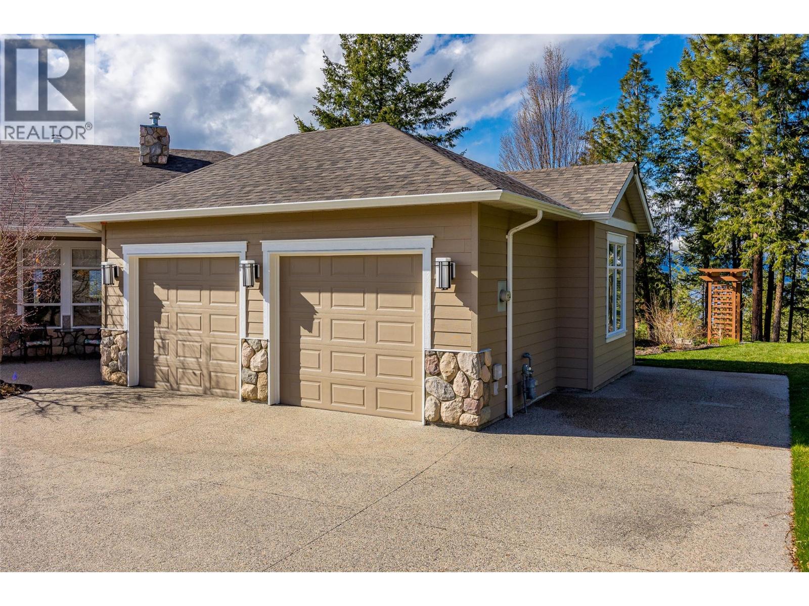 60 10726 Nighthawk Road, Lake Country