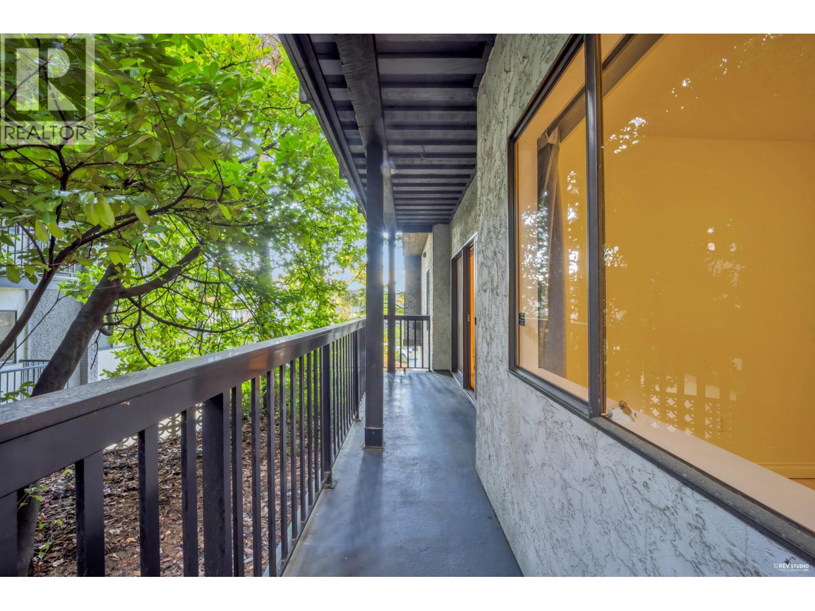 103 150 E 5TH STREET, North Vancouver