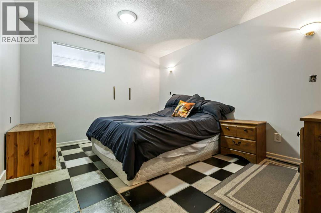 Single Family House Bungalow for Sale in  Olympia Crescent SE Ogden Calgary 