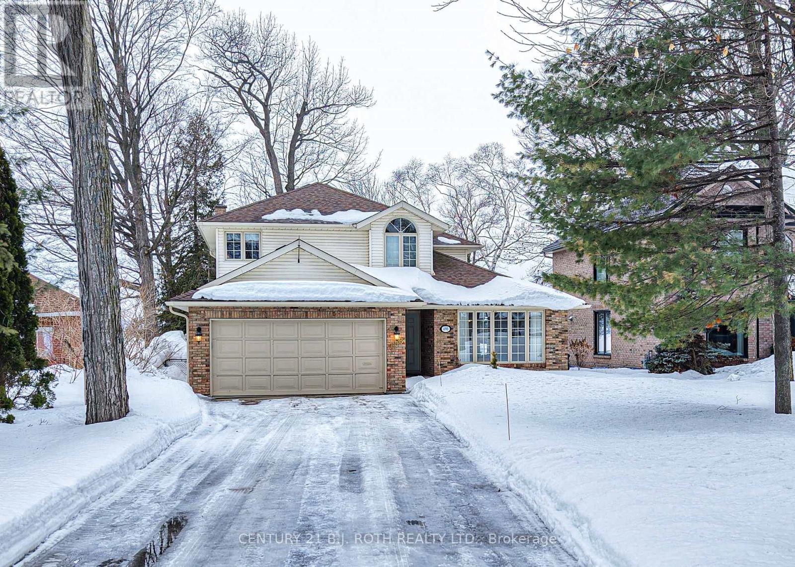 698 BROADVIEW AVENUE - 1