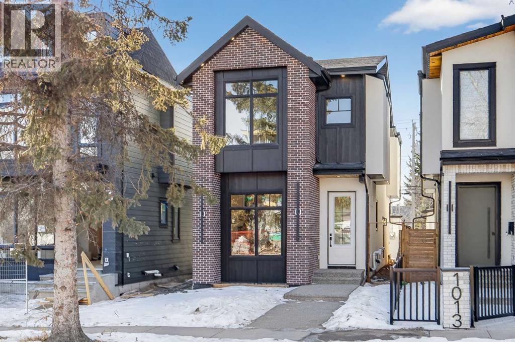 1011 18 Avenue NW, Calgary, Alberta