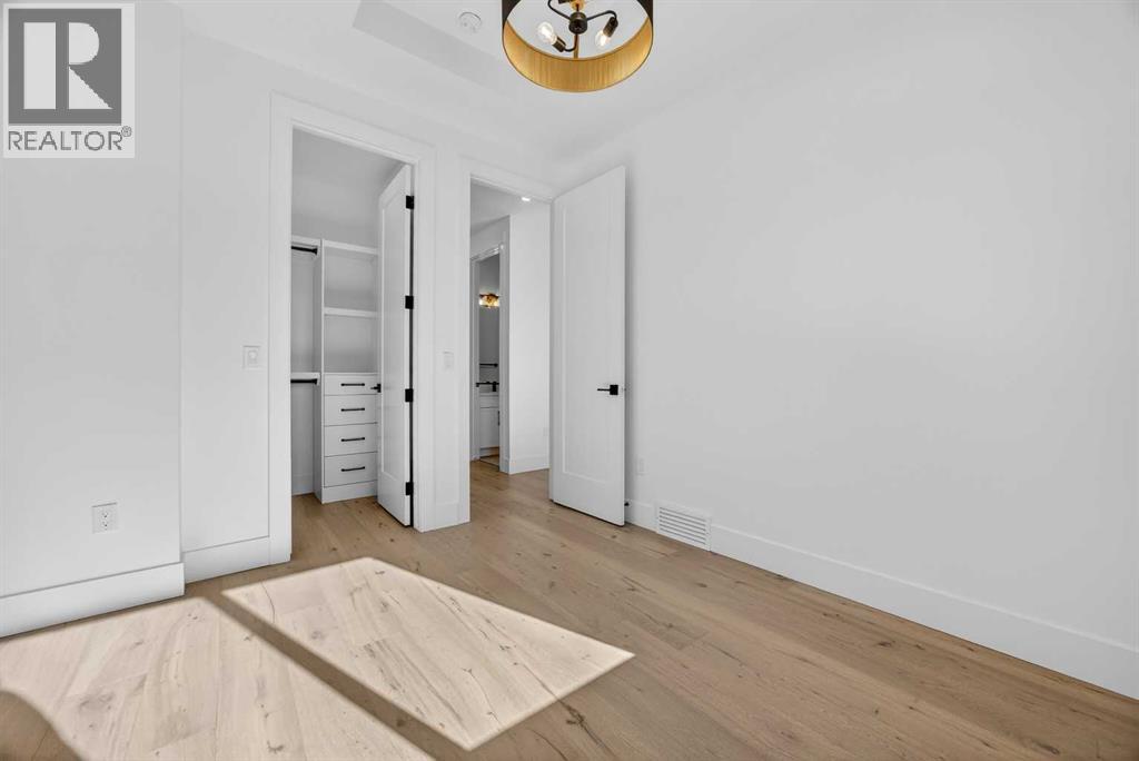 Single Family House for Sale in   Avenue NW Mount Pleasant Calgary 