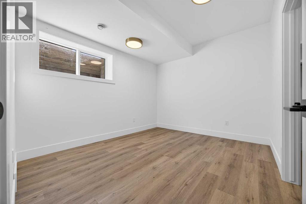 Single Family House for Sale in   Avenue NW Mount Pleasant Calgary 