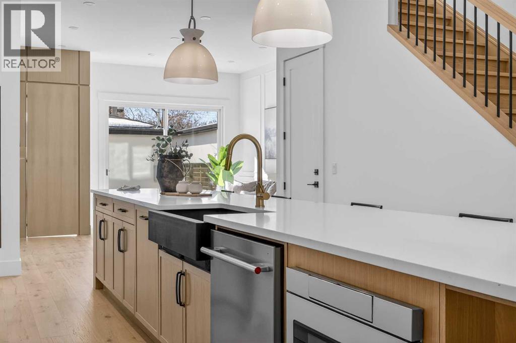 Single Family House for Sale in   Avenue NW Mount Pleasant Calgary 