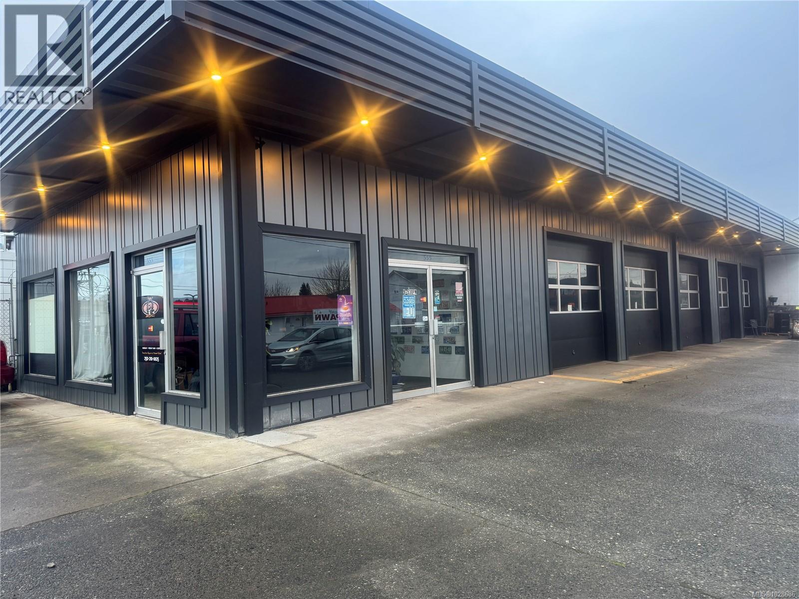 555 Coronation Ave, Duncan