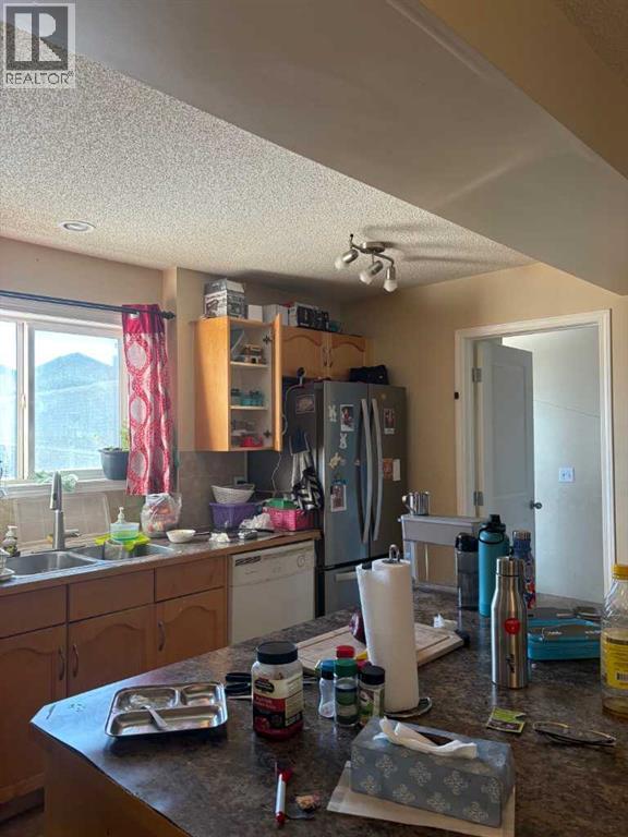 Single Family House for Sale in  Saddlebrook Link NE Saddle Ridge Calgary 