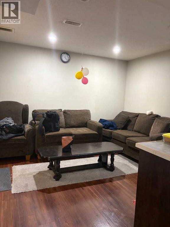 Single Family House for Sale in  Saddlebrook Link NE Saddle Ridge Calgary 