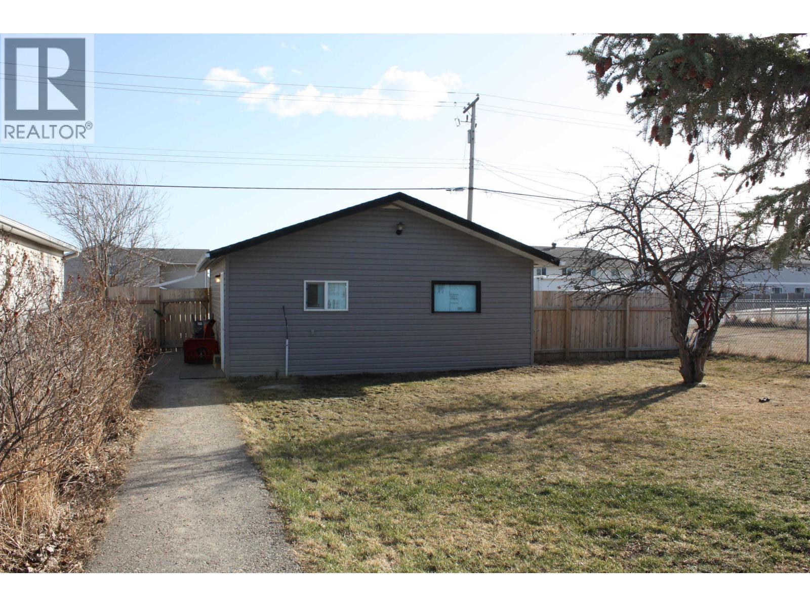 8315 94 AVENUE, Fort St. John
