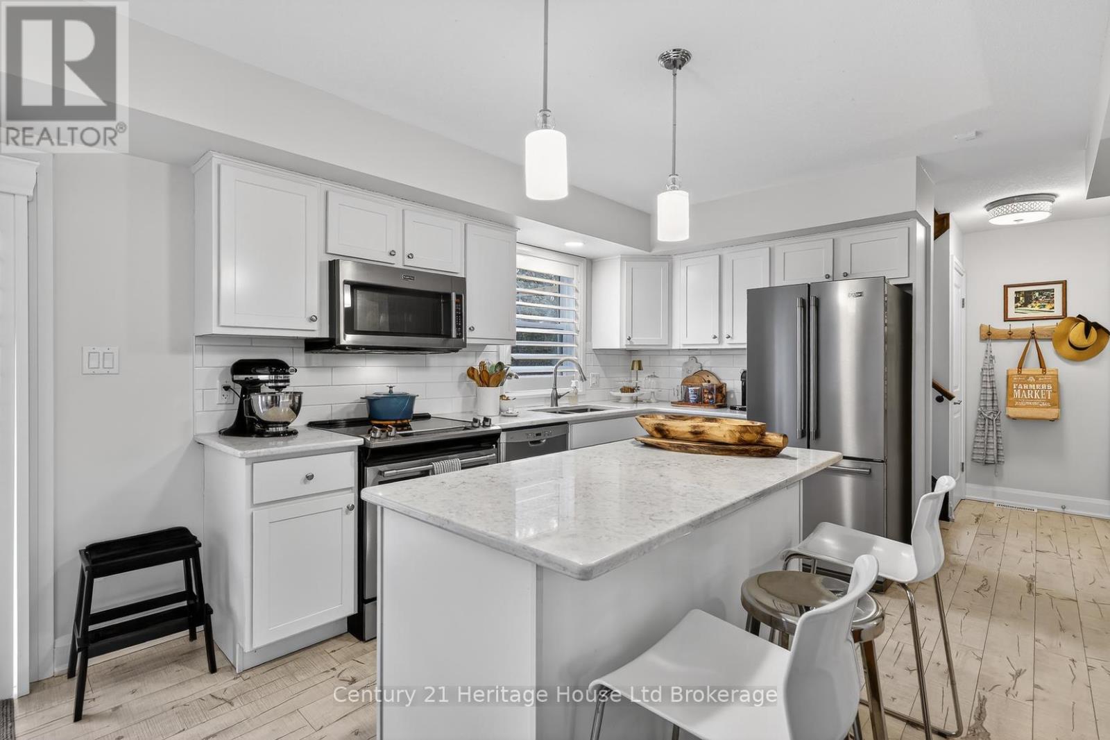 36 WINDEMERE AVENUE - 11