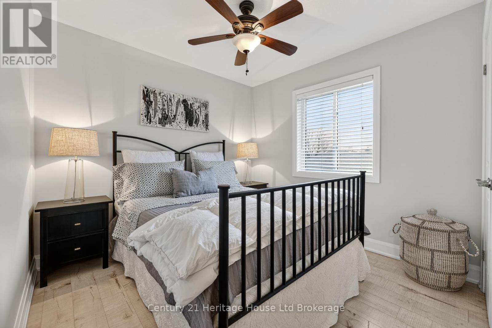 36 WINDEMERE AVENUE - 16