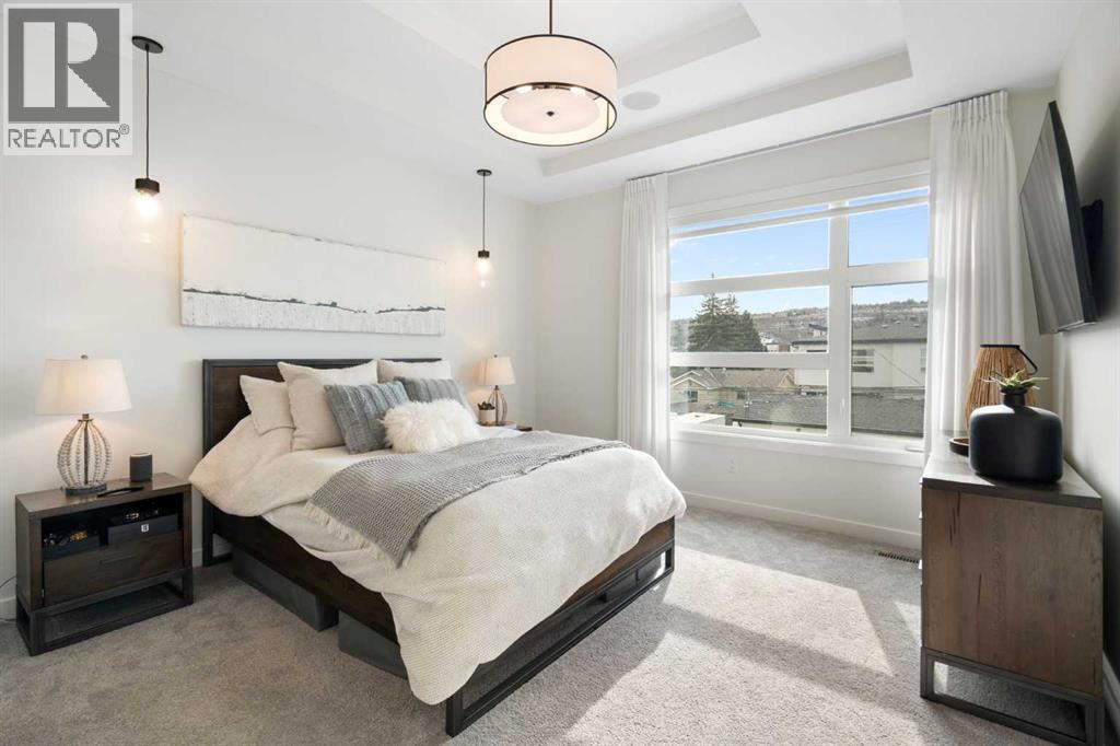 Single Family House for Sale in   Avenue NW Montgomery Calgary 