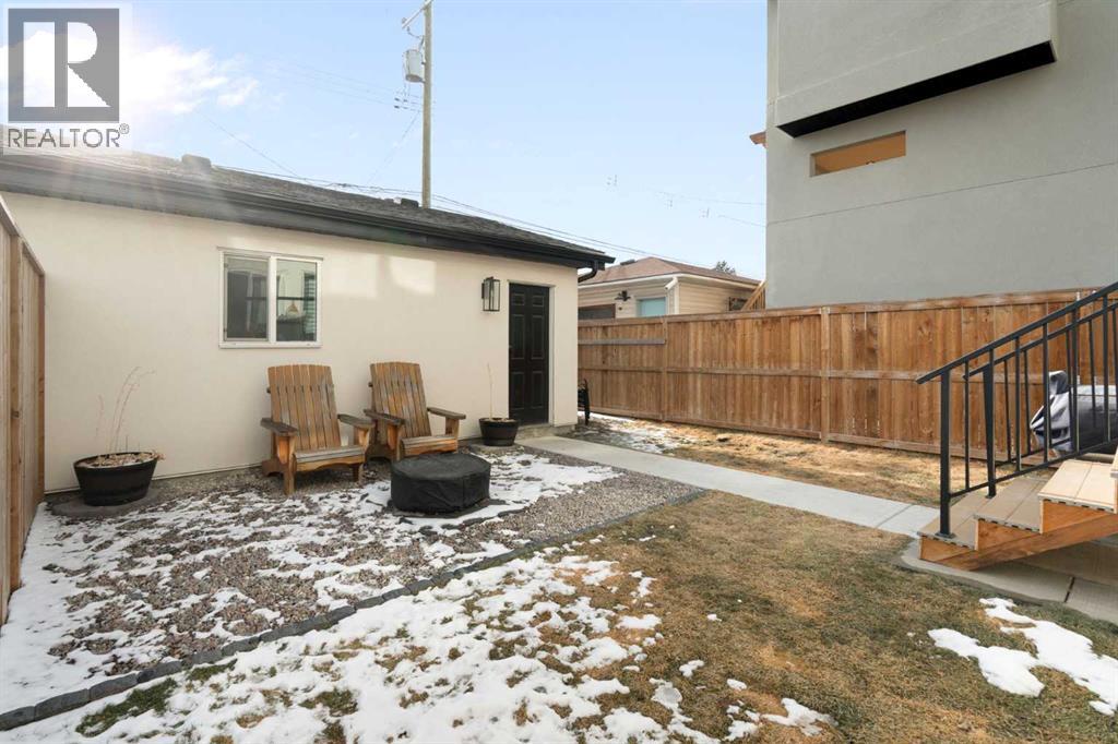 Single Family House for Sale in   Avenue NW Montgomery Calgary 