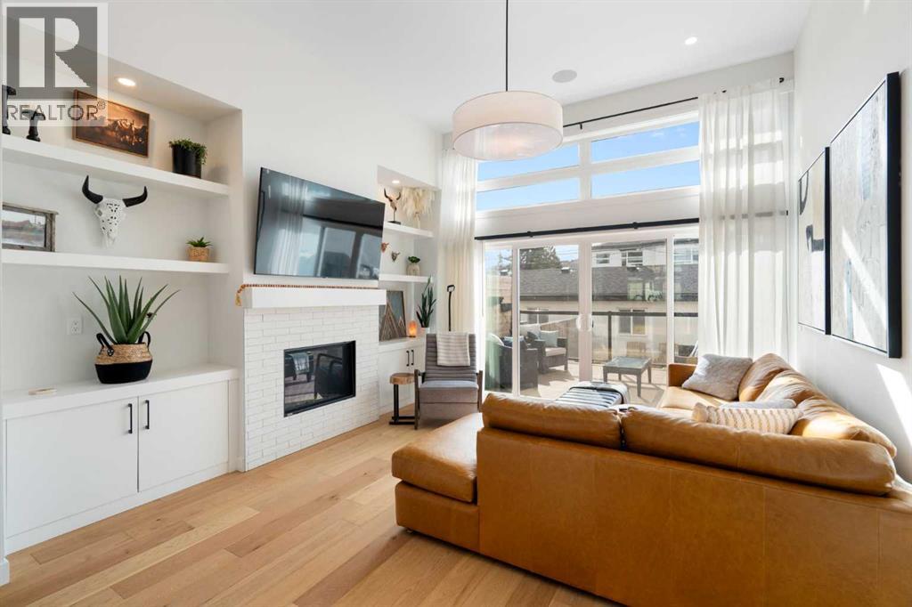 Single Family House for Sale in   Avenue NW Montgomery Calgary 