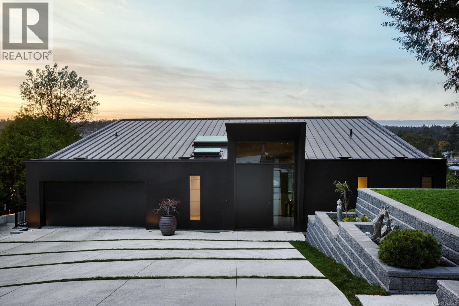 2701 SEA VIEW RD - 10