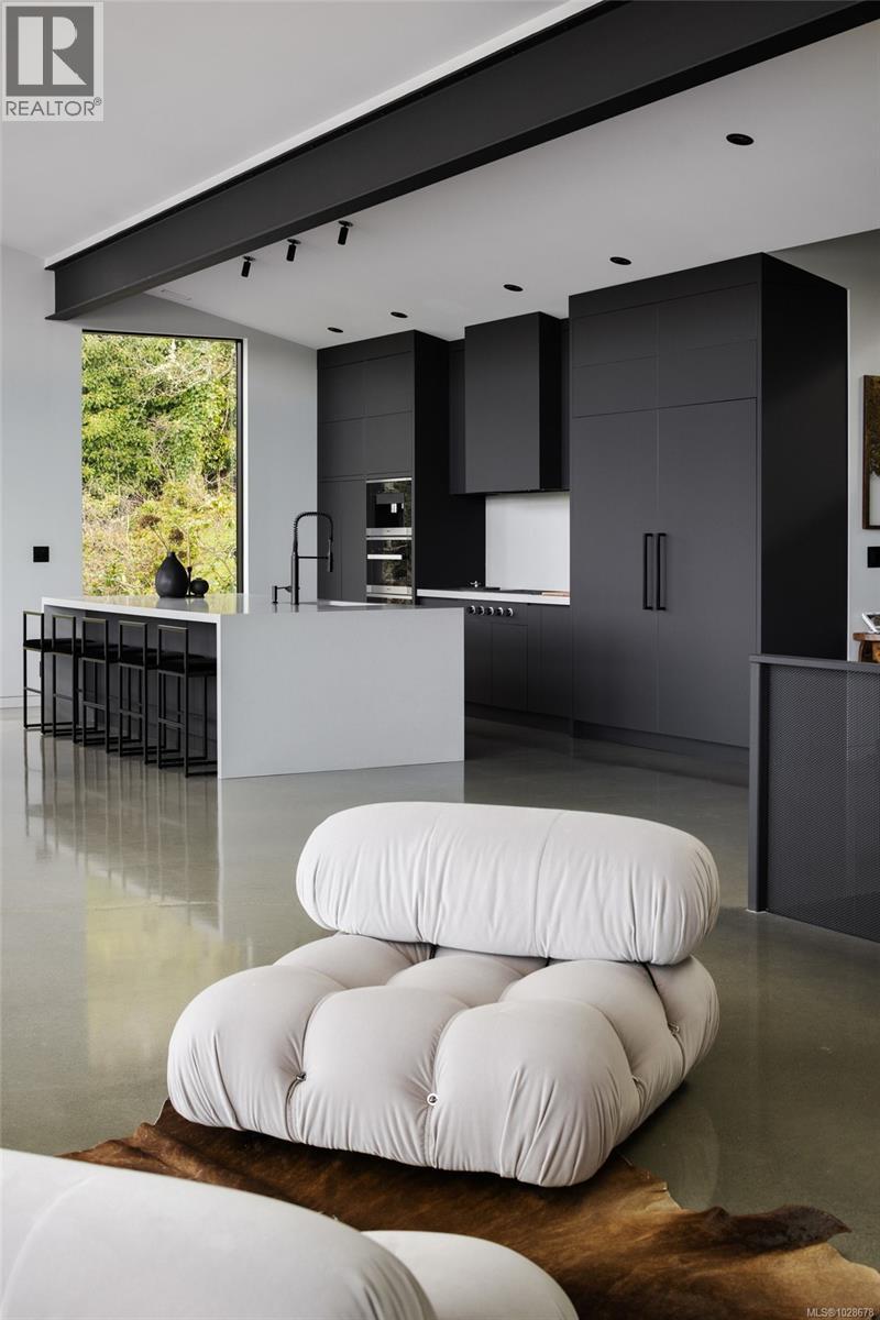 2701 SEA VIEW RD - 30