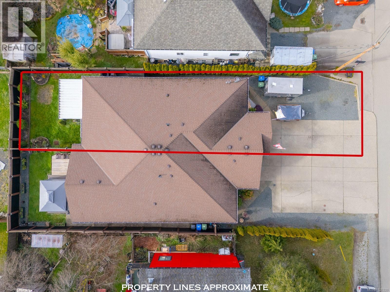 #2 3908 MARPOLE ST - 33