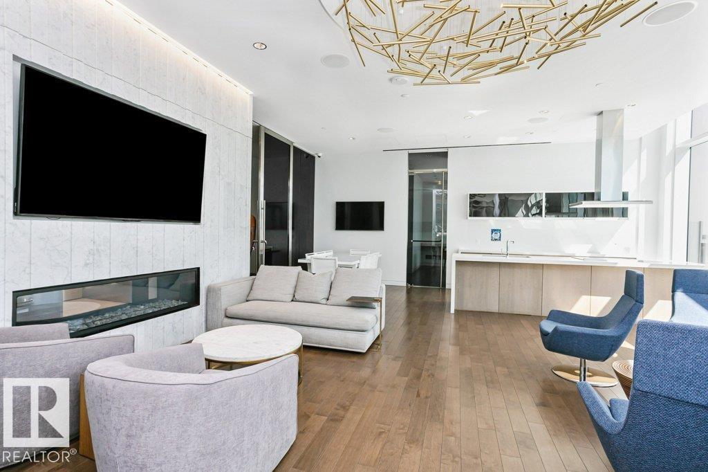 #4401 10360 102 ST NW, Edmonton