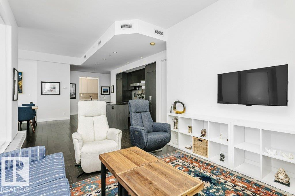 #4401 10360 102 ST NW - 23
