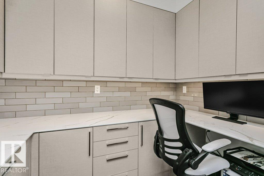 #4401 10360 102 ST NW - 28