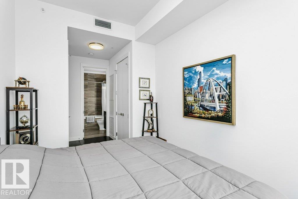#4401 10360 102 ST NW - 37
