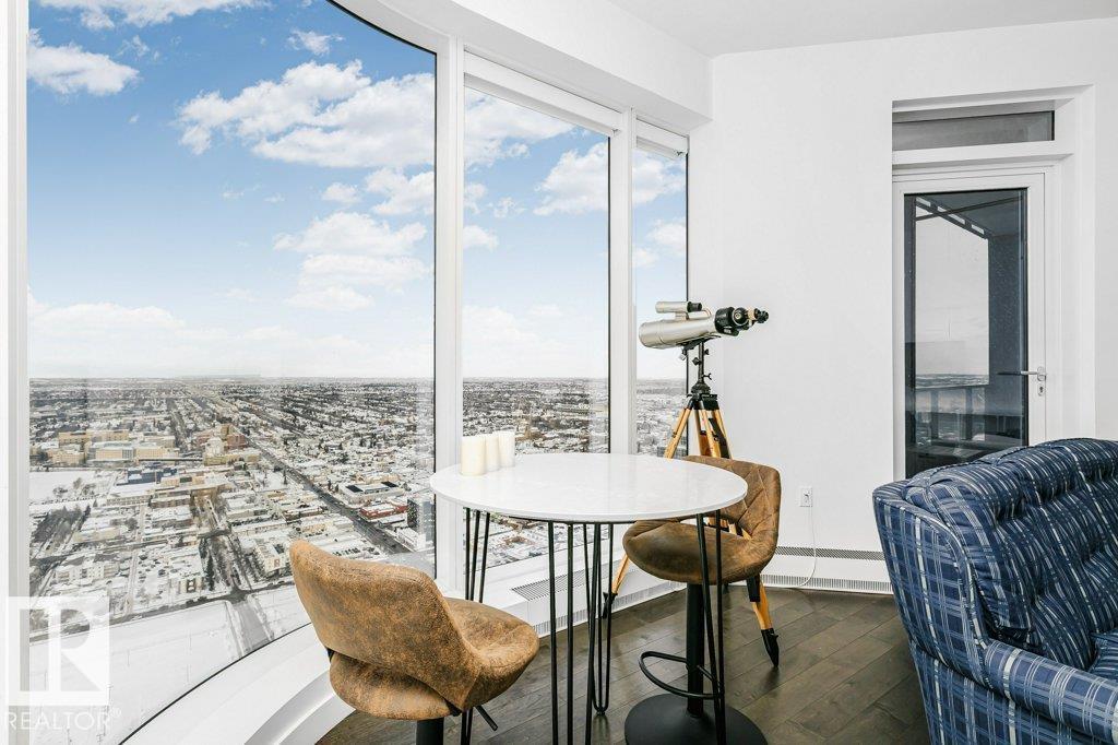 #4401 10360 102 ST NW, Edmonton