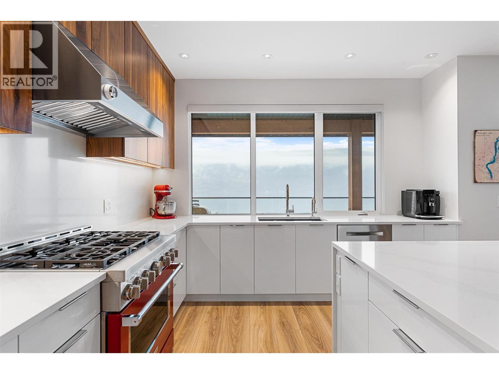  3596 Arrowroot Drive, Kelowna