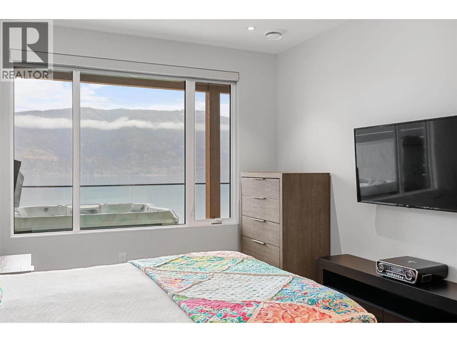  3596 Arrowroot Drive, Kelowna