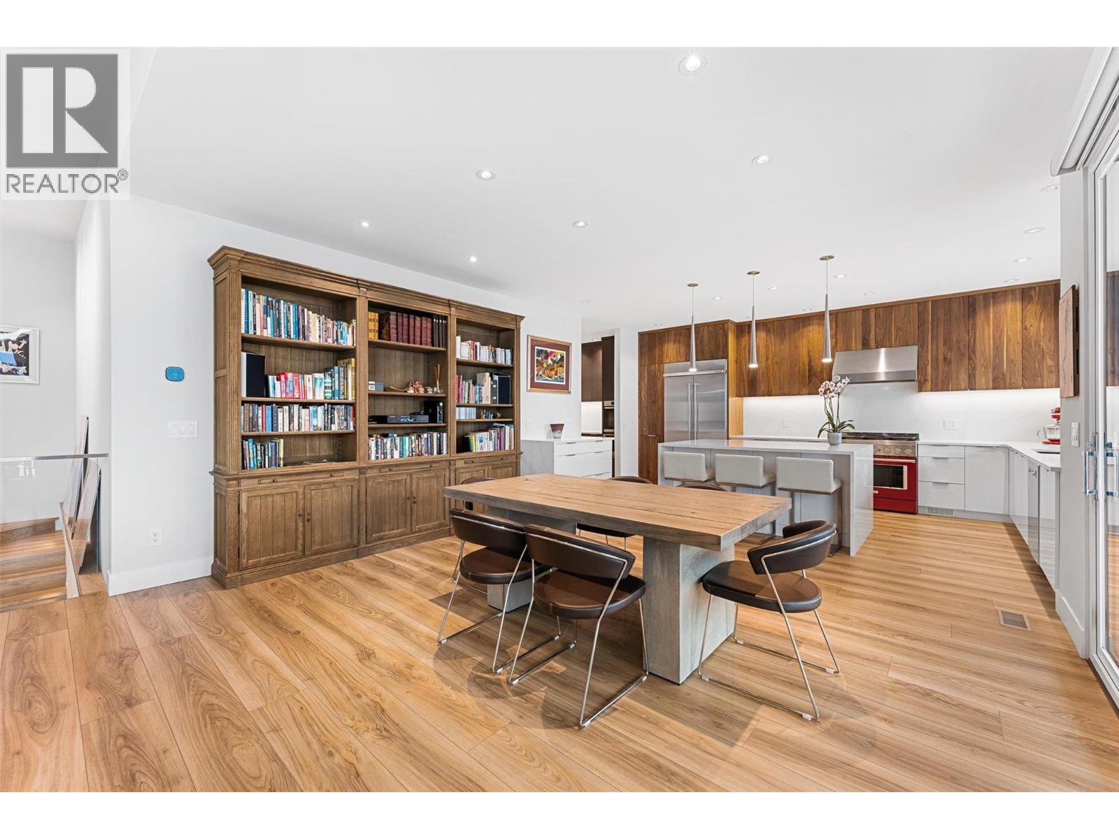  3596 Arrowroot Drive, Kelowna