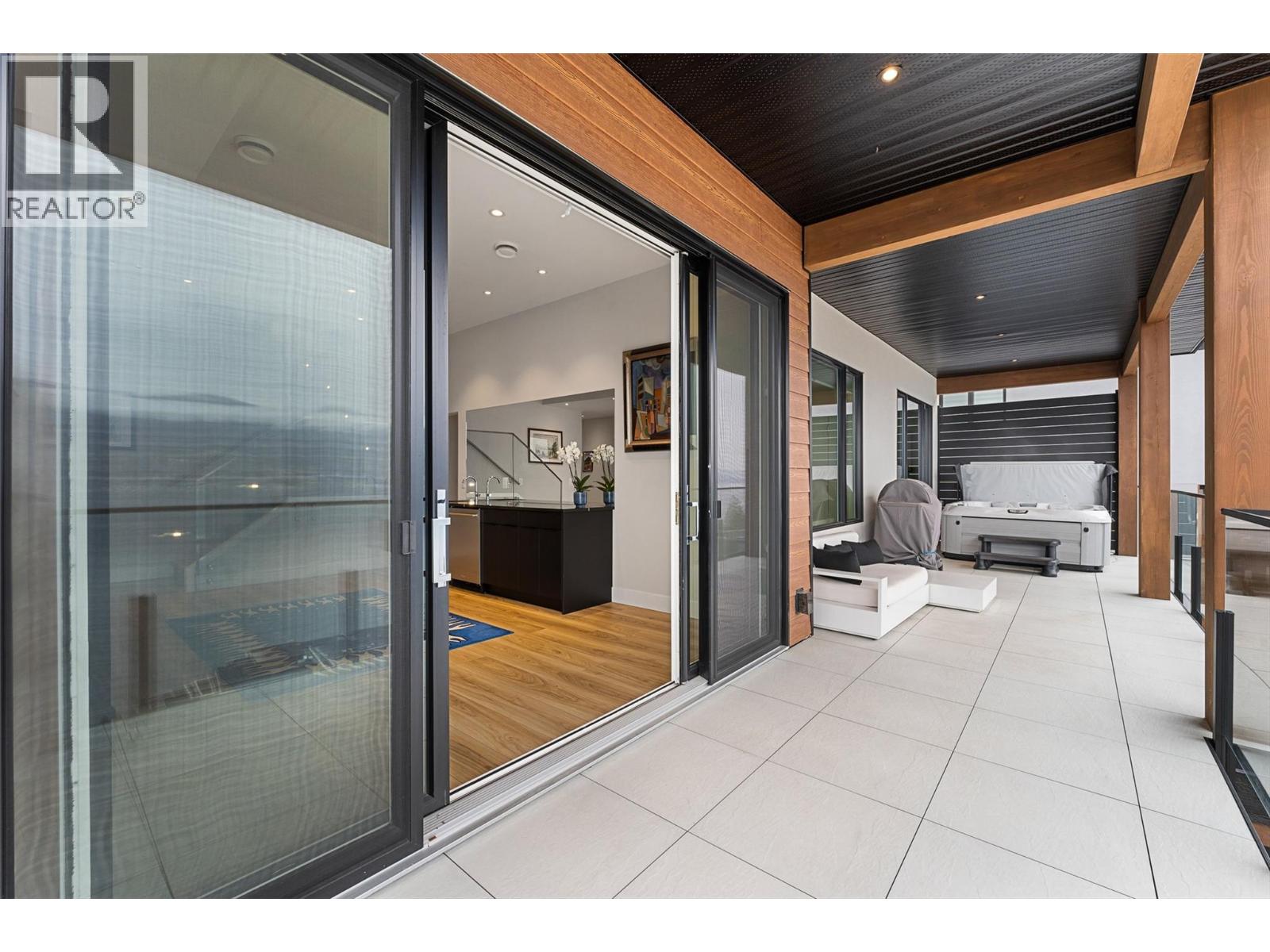  3596 Arrowroot Drive, Kelowna