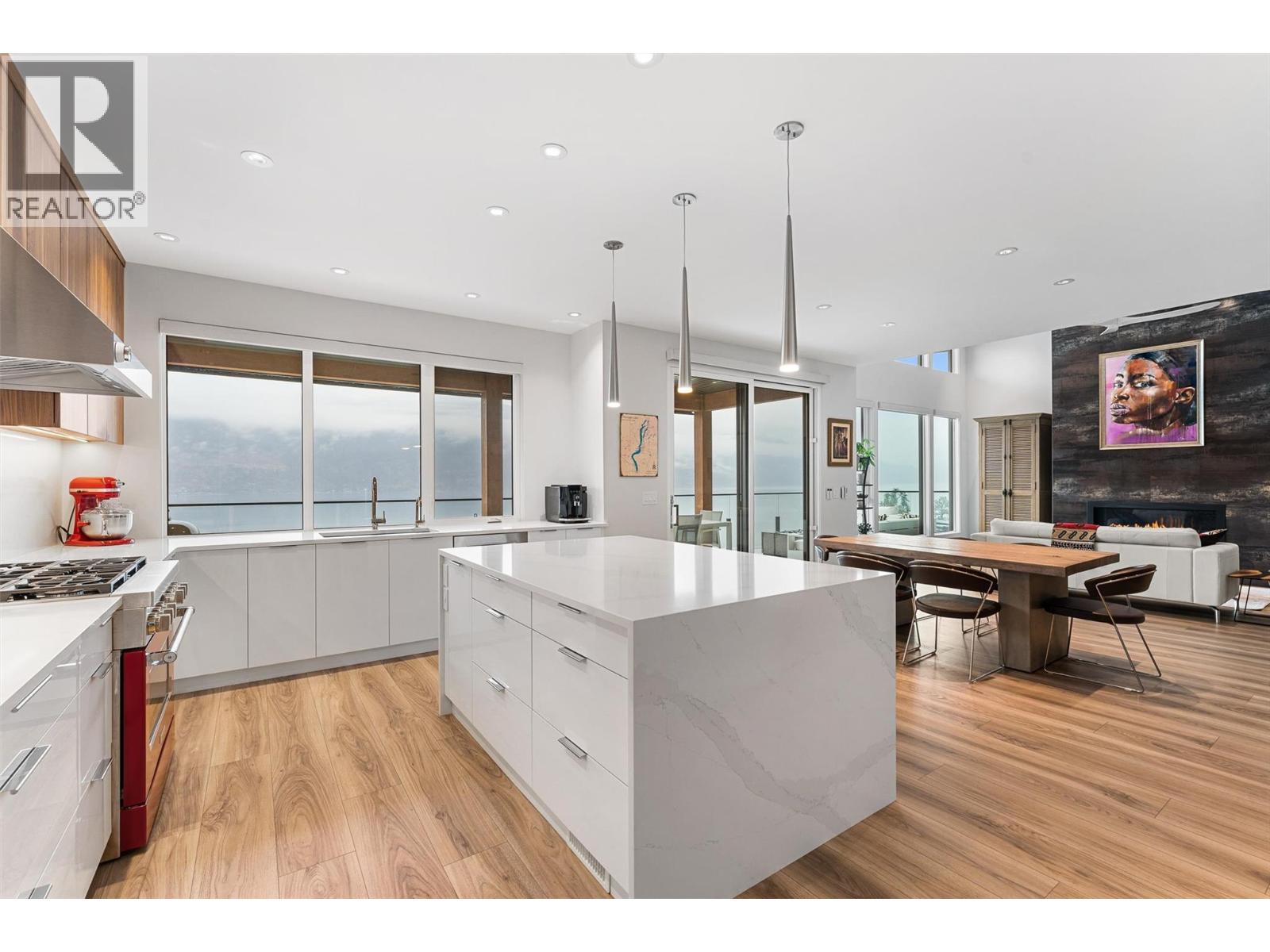  3596 Arrowroot Drive, Kelowna