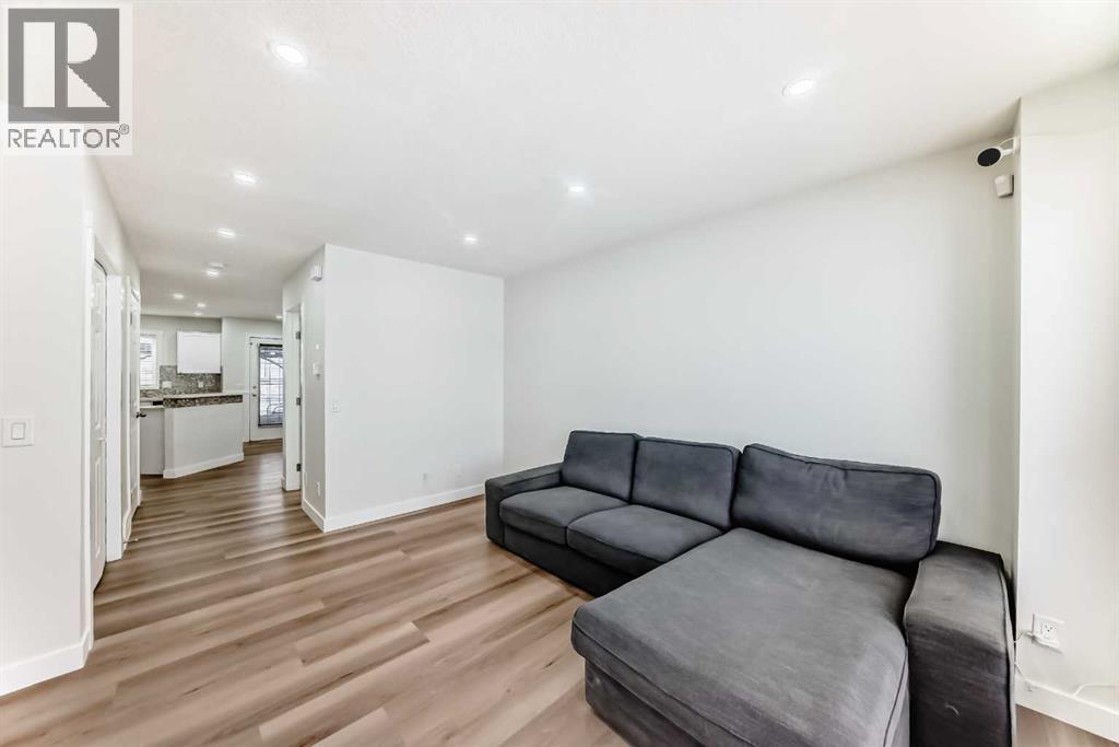 Single Family House for Sale in  Country Hills Heights Country Hills Calgary 