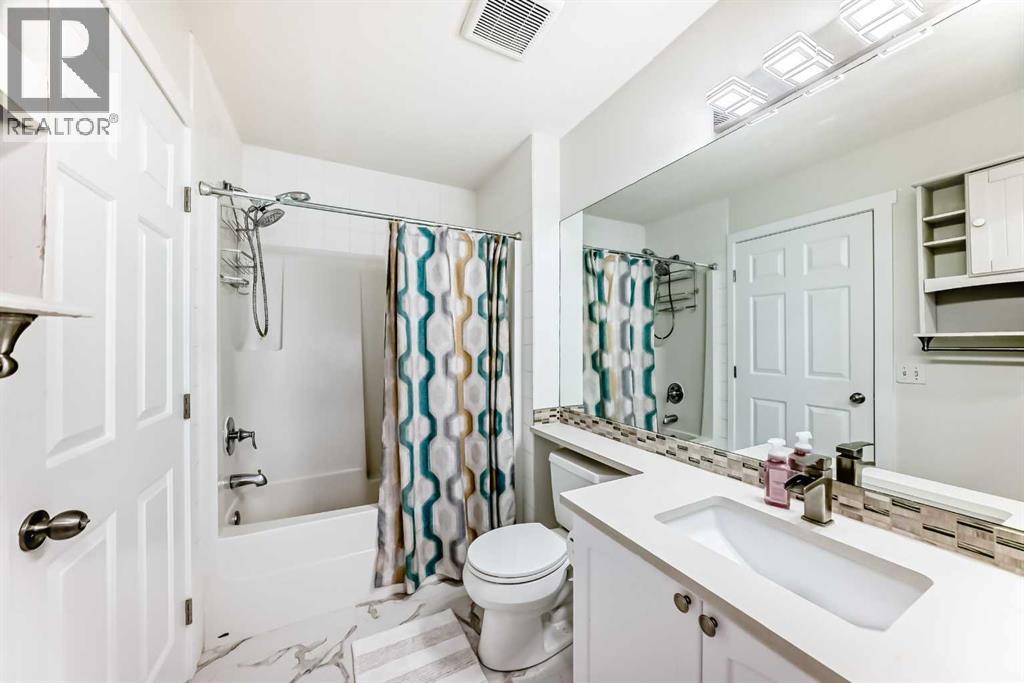 Single Family House for Sale in  Country Hills Heights Country Hills Calgary 