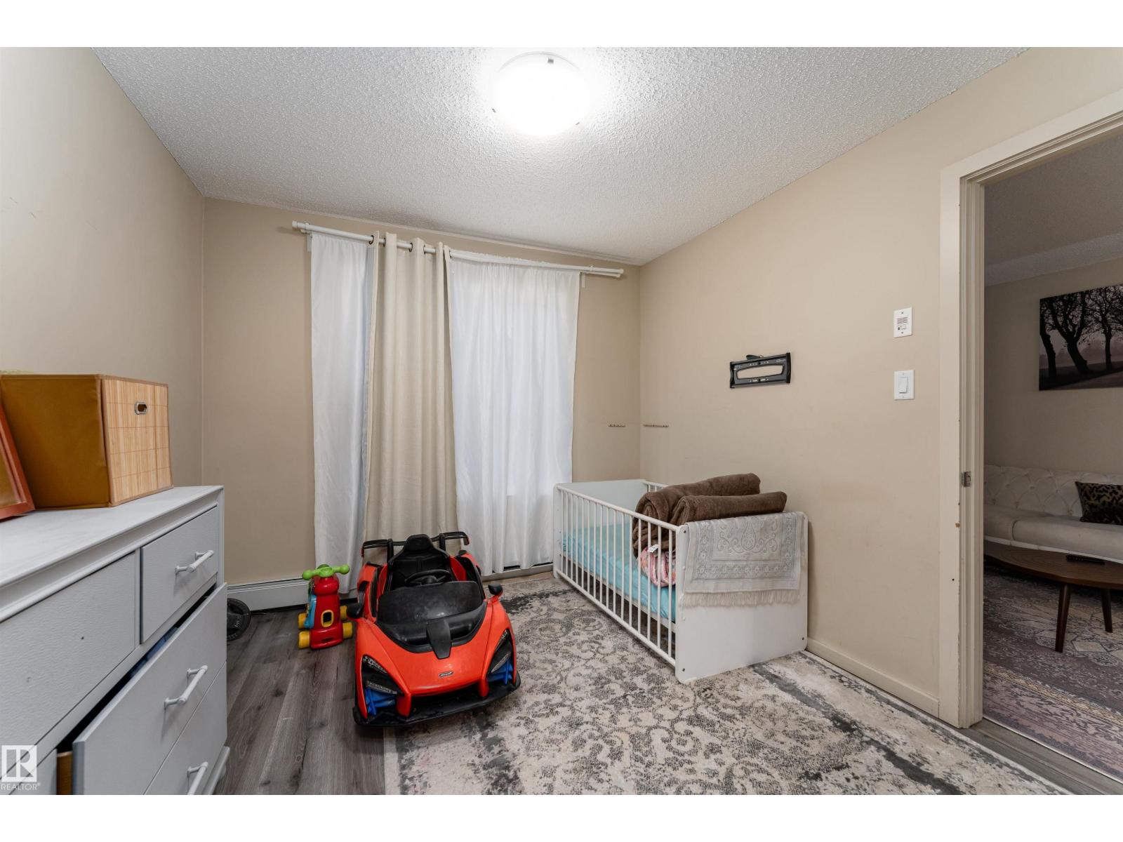 #205 340 WINDERMERE RD NW - 16