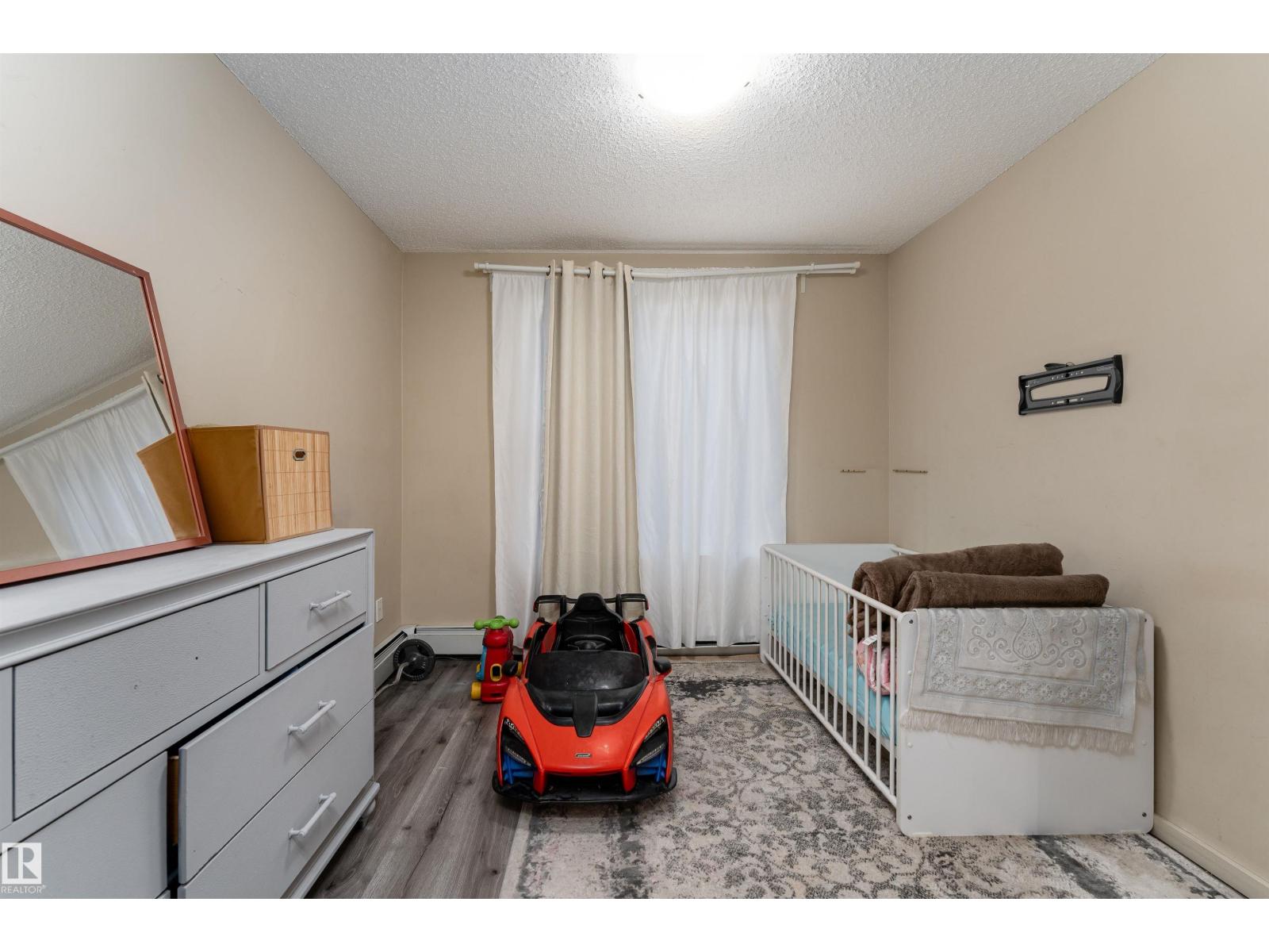 #205 340 WINDERMERE RD NW - 17