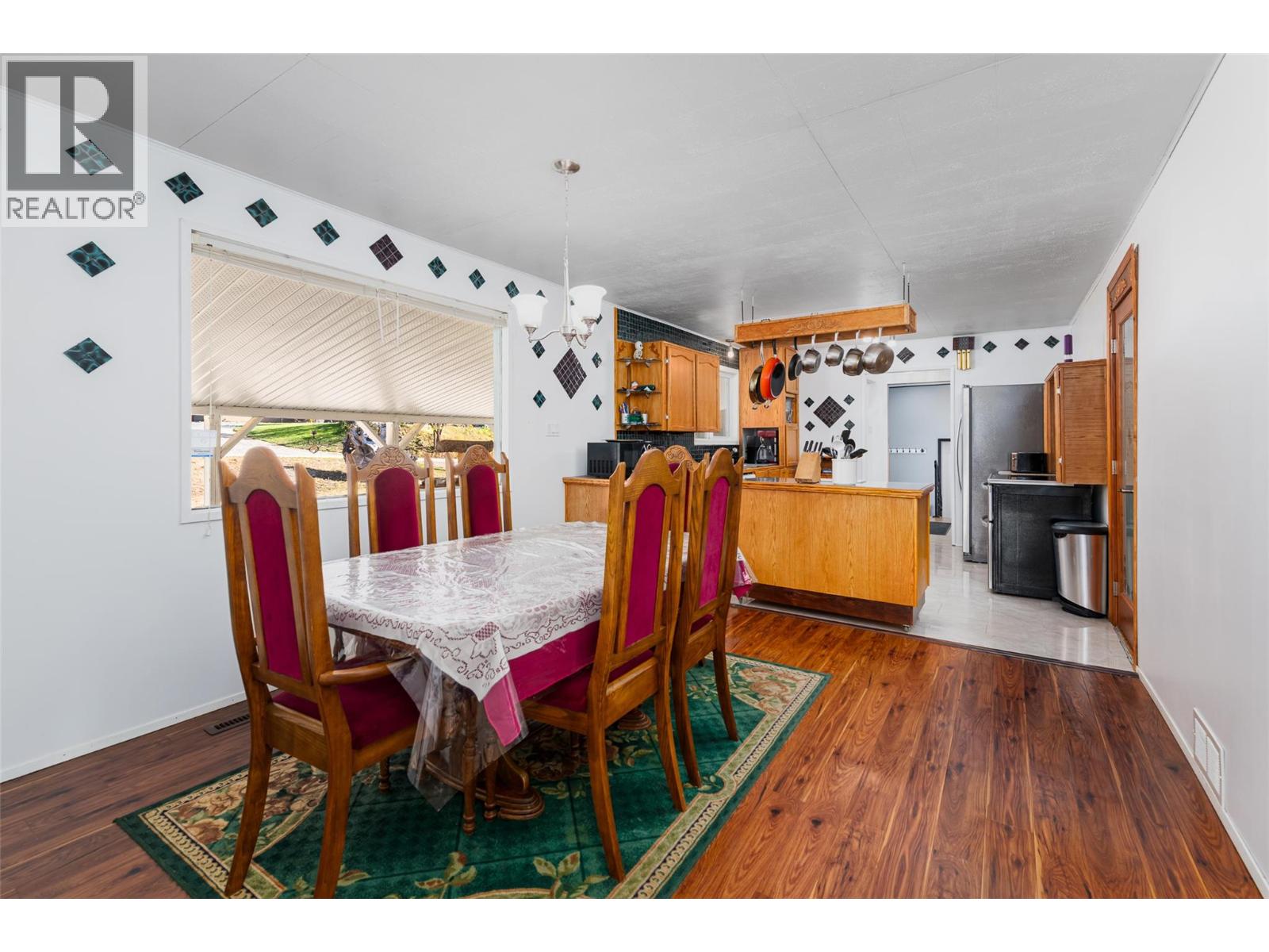 5145 ELSIE HOLMES Road, Wynndel