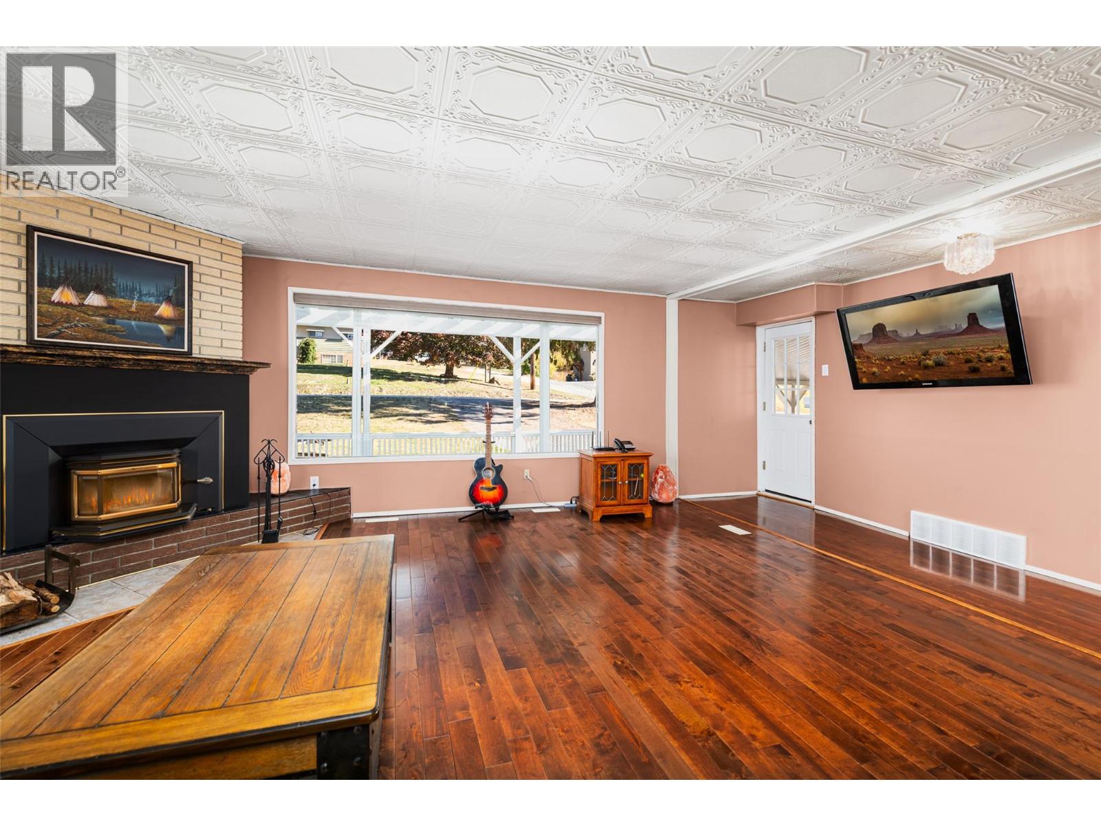 5145 ELSIE HOLMES Road, Wynndel