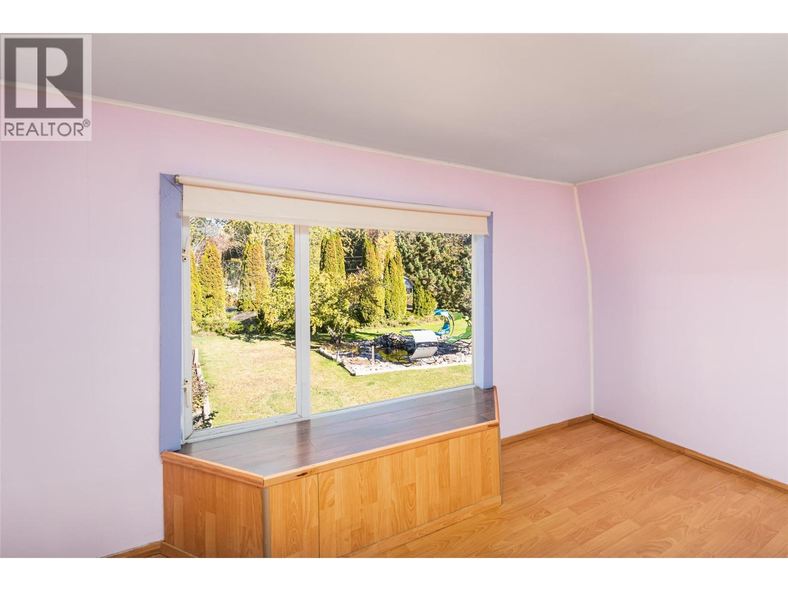 5145 ELSIE HOLMES Road, Wynndel