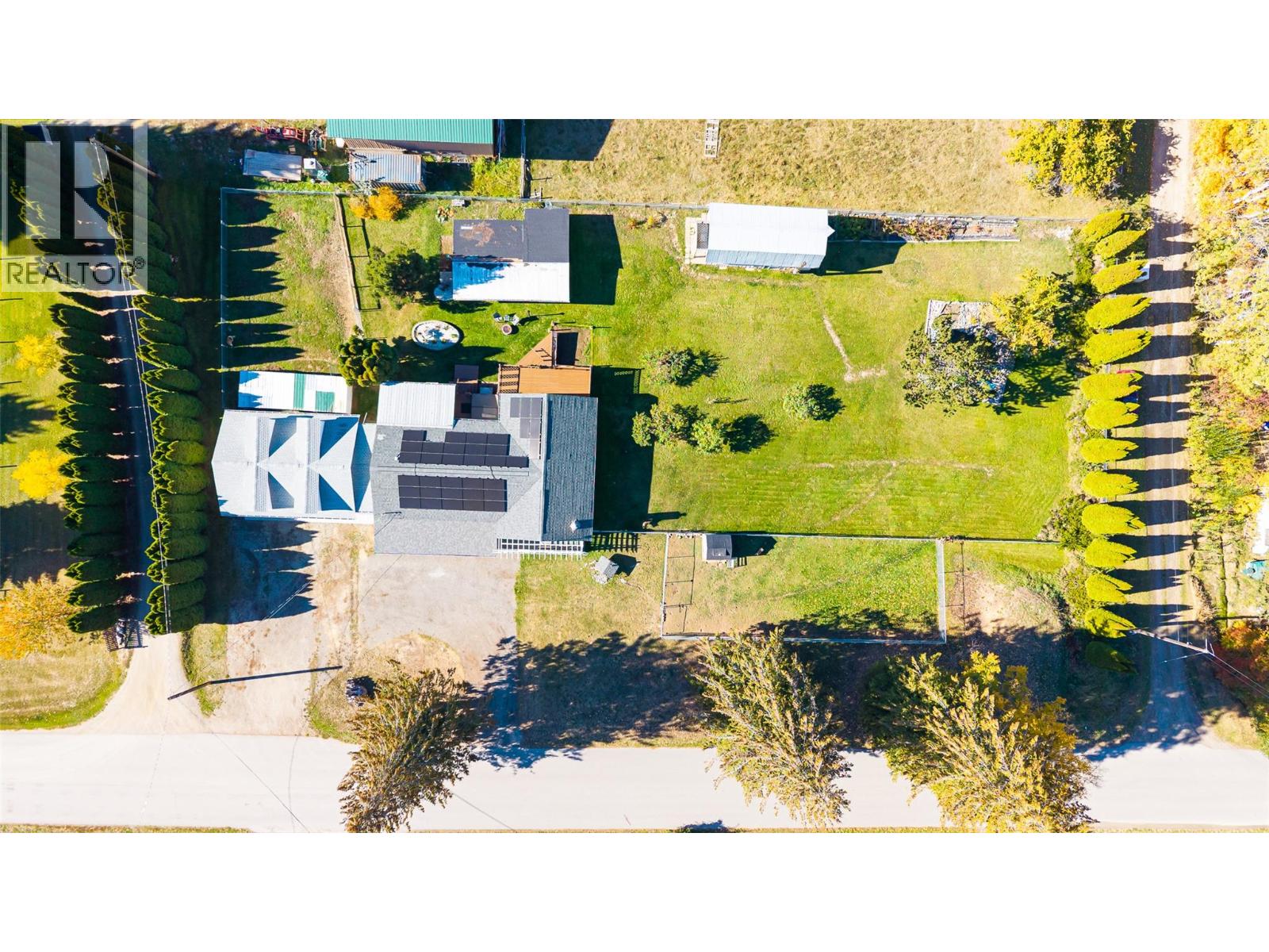 5145 ELSIE HOLMES Road, Wynndel